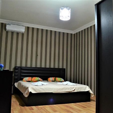 Guest House Amo บาทูมิ ภายนอก รูปภาพ