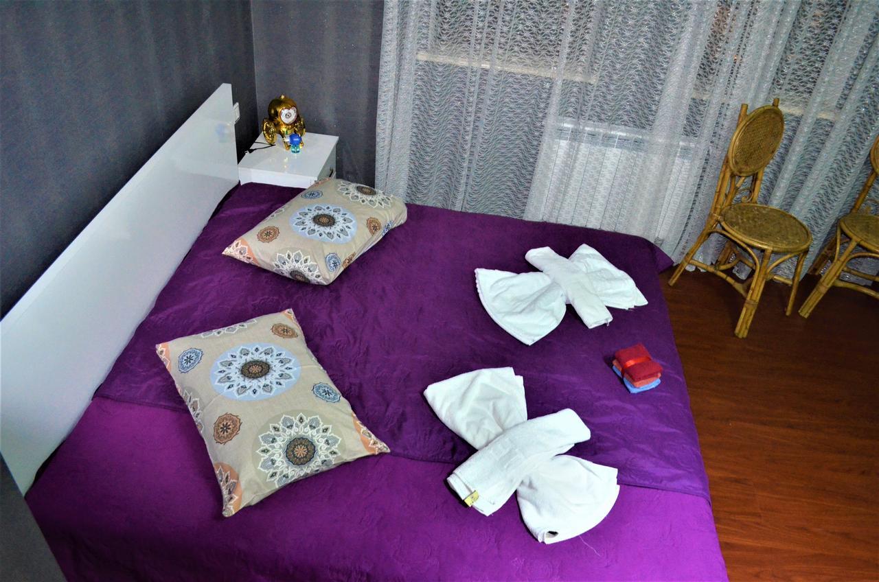 Guest House Amo บาทูมิ ภายนอก รูปภาพ